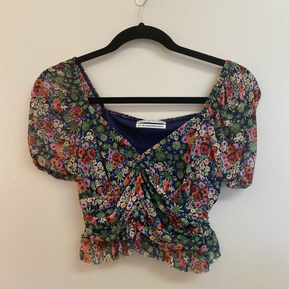 Floral urban outfitters sweetheart neckline top